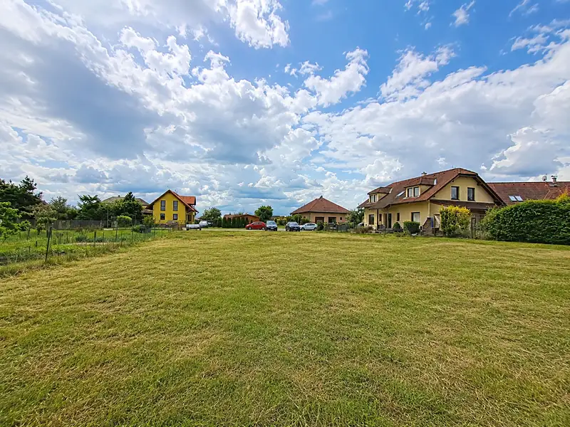 Prodej stavebního pozemku 1018 m², Kosoř – náhled fotky 2