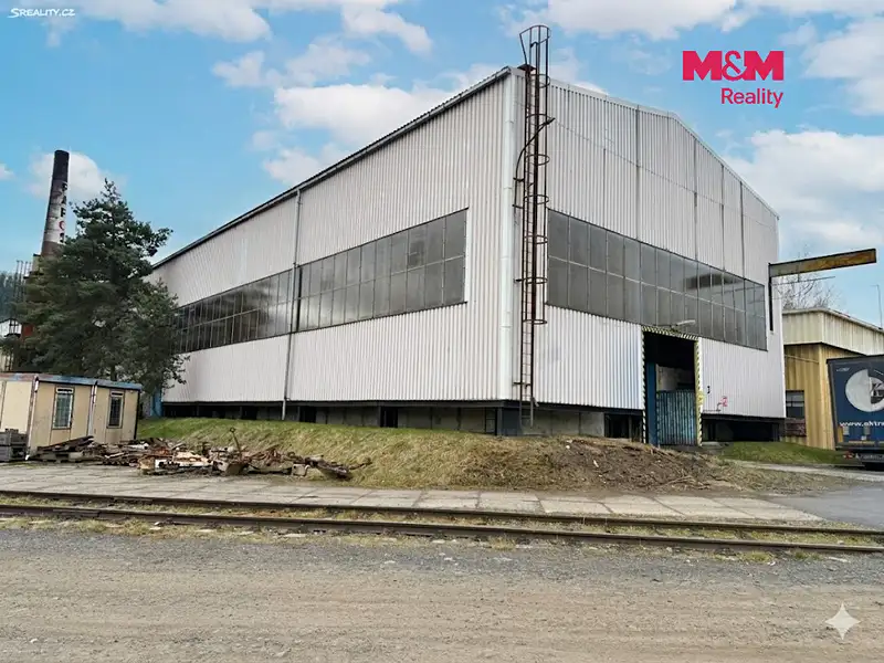 Pronájem skladového prostoru 850 m², Ostrov – náhled fotky 3