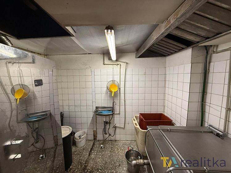Комерційне приміщення в оренду, 88 м² (7 з 14)