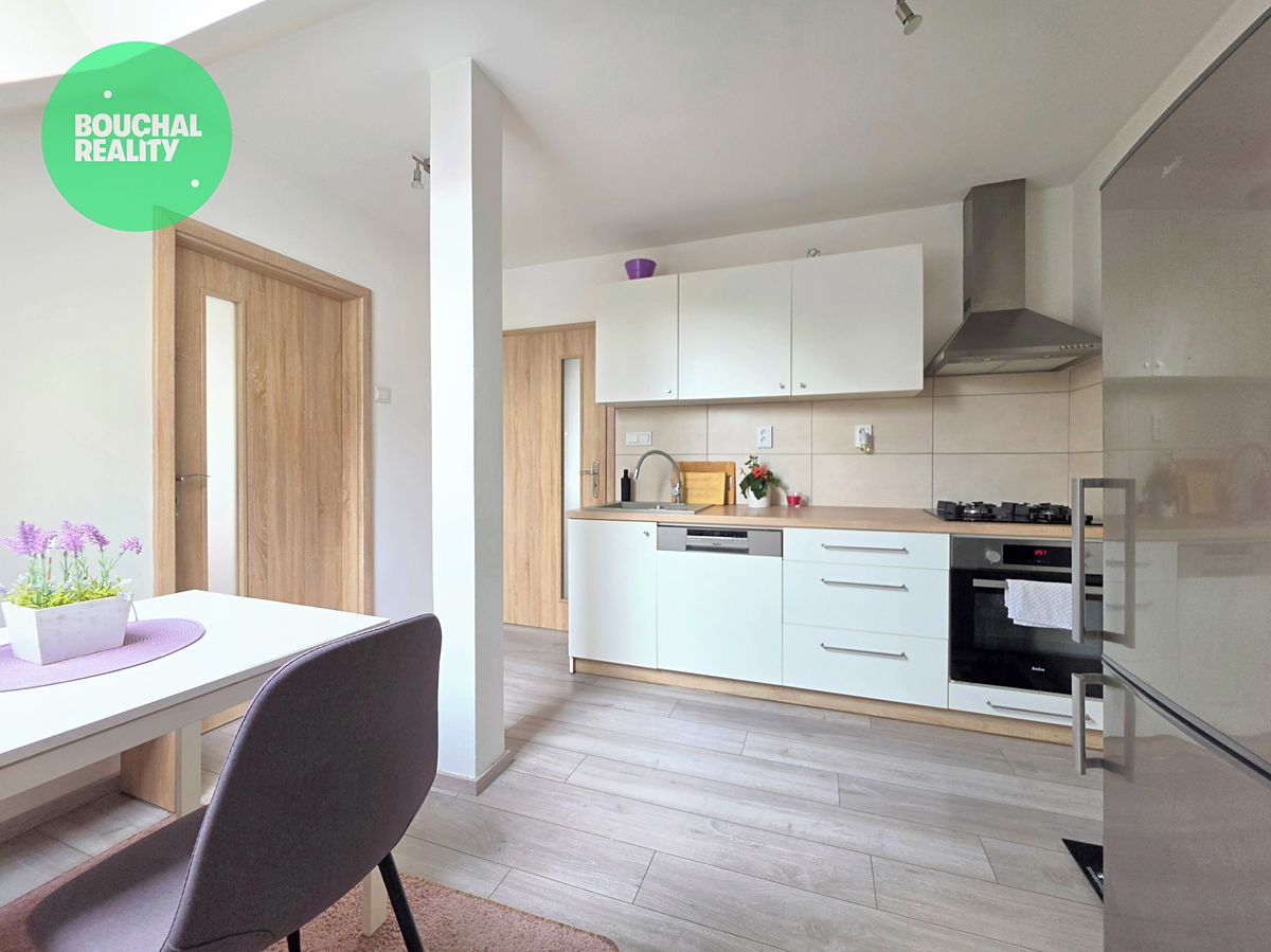Prodej bytu 2+1 49 m² – fotografie 4