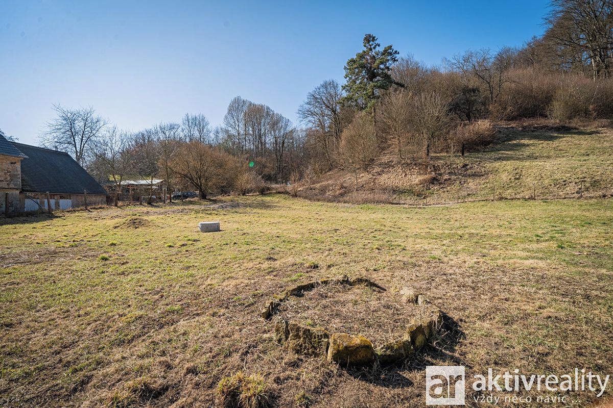 Prodej stavebního pozemku 5862 m² – fotografie 4