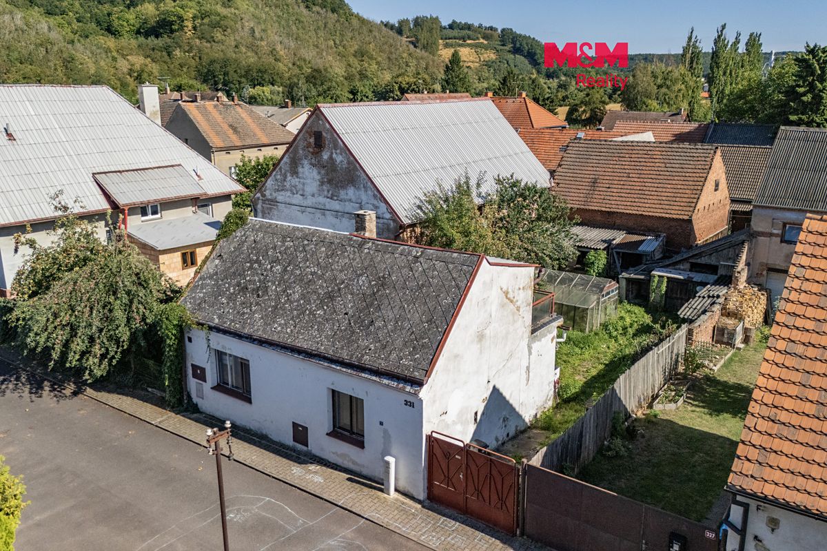 Prodej rodinného domu 180 m², pozemek 341 m²
