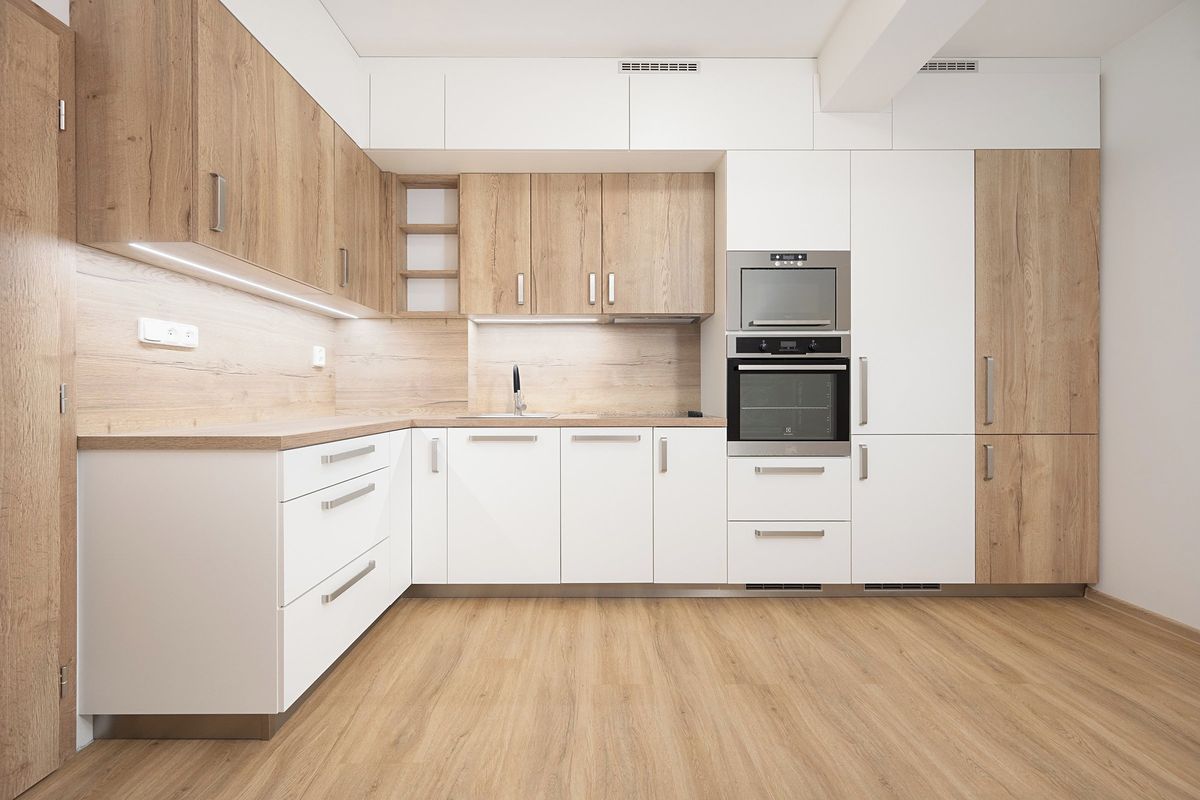 Pronájem bytu 1+kk 38 m²