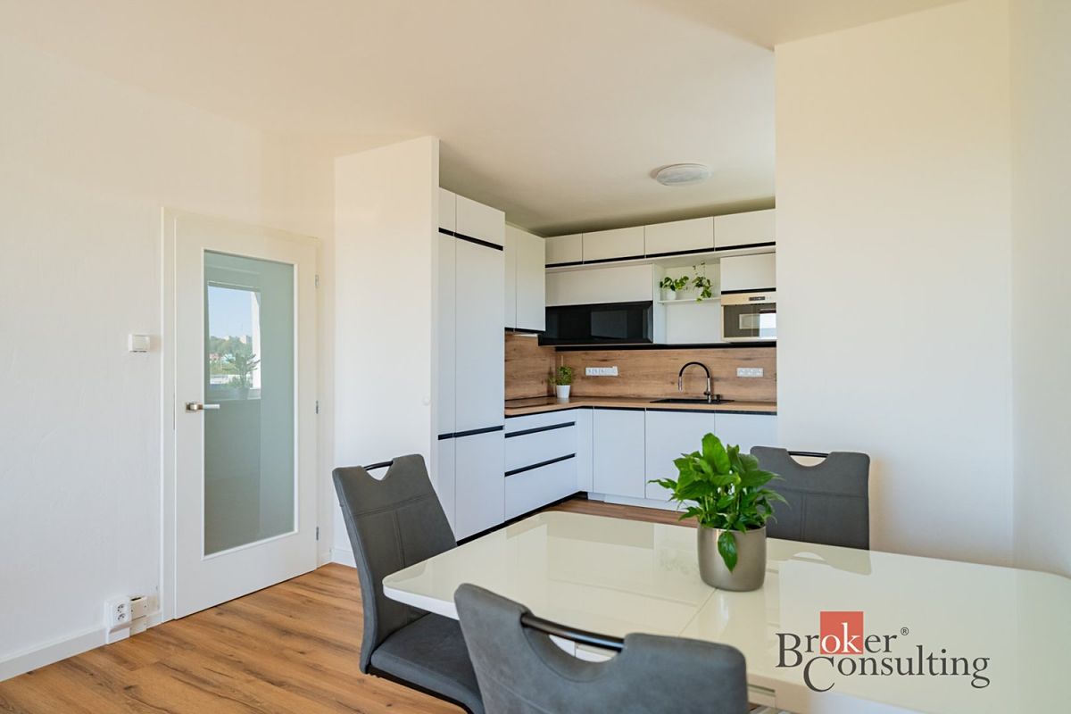 Pronájem bytu 3+kk 72 m²