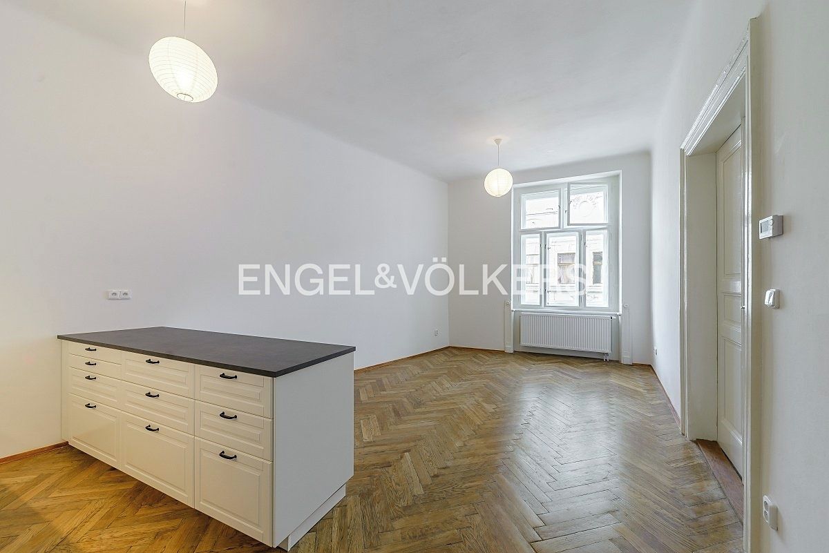 Pronájem bytu 3+kk 88 m²