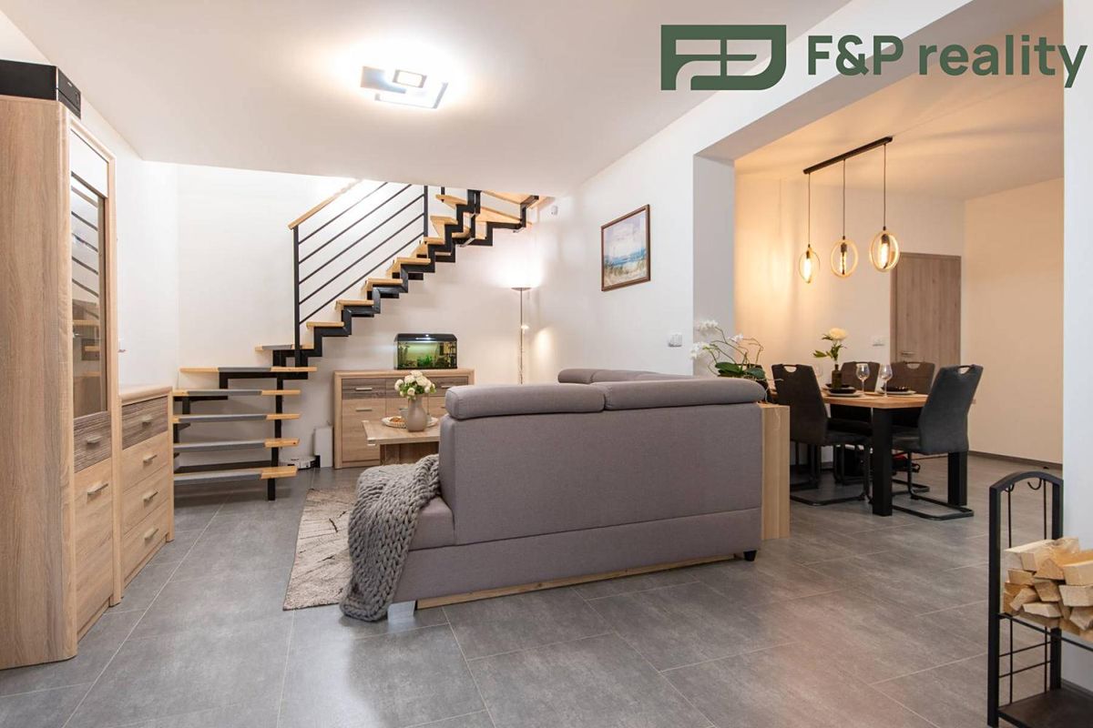 Prodej rodinného domu 97 m², pozemek 450 m² – fotografie 3