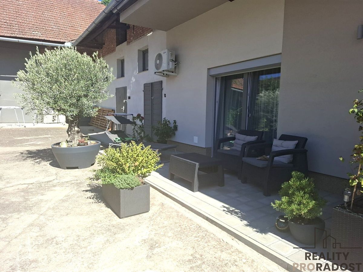 Pronájem bytu 2+kk 50 m²