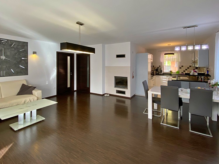 Prodej domu, 129 m² (7 z 16)