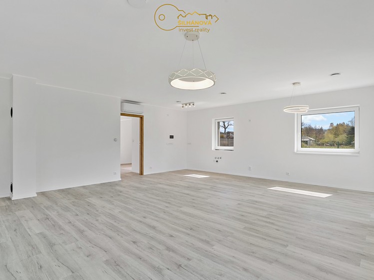 Prodej domu, 120 m² (4 z 23)