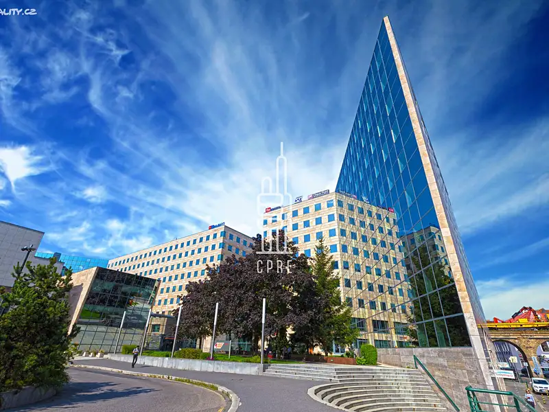 Pronájem kanceláře 183 m², Praha – náhled fotky 1
