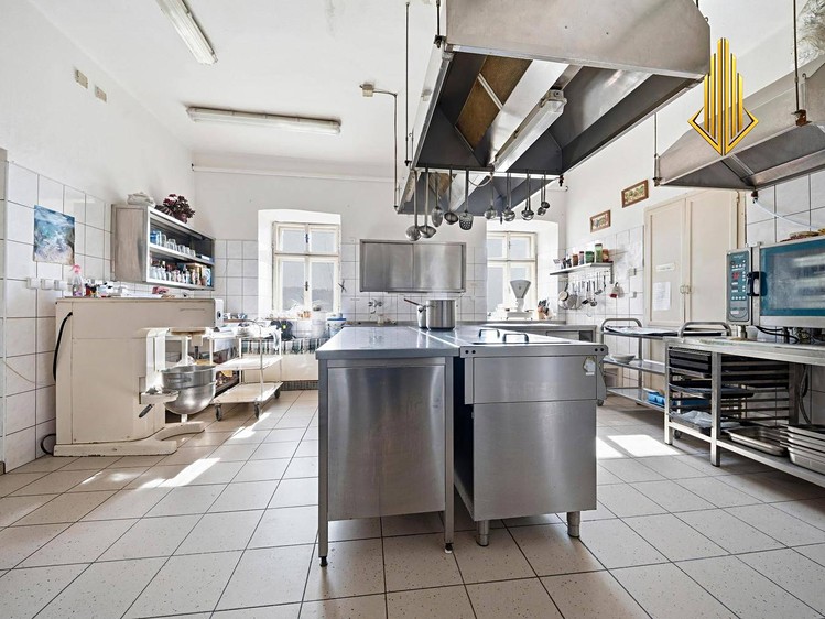 Gewerbefläche zum Kauf, 930 m² (8 von 25)