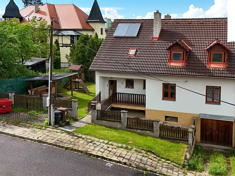 Haus zum Kauf, 245 m² (3 von 30)