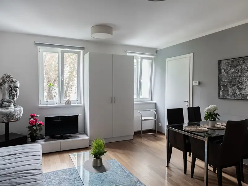 Prodej bytu 3+kk 59 m², Praha – náhled fotky 1