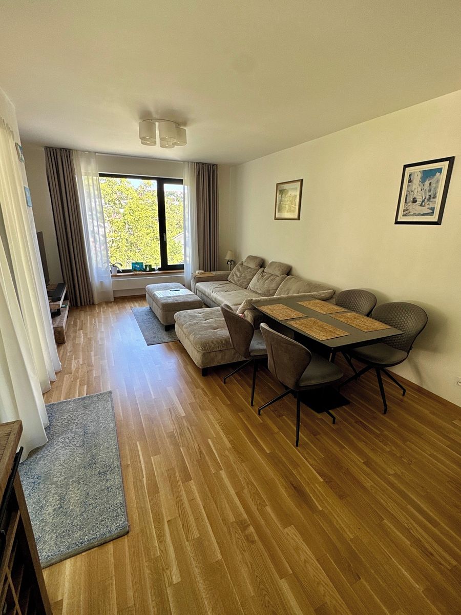 Pronájem bytu 3+kk 78 m² – fotografie 3