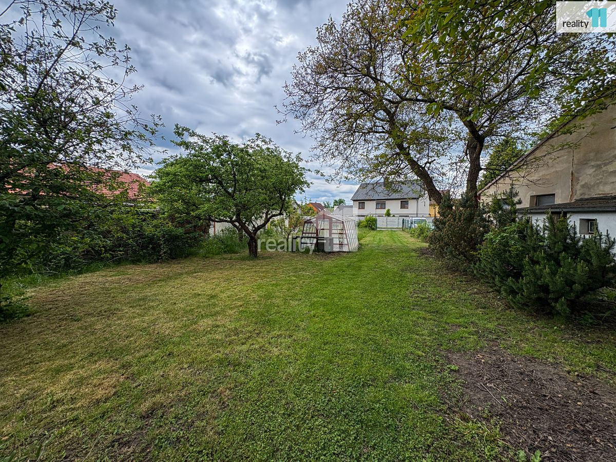 Prodej rodinného domu 200 m², pozemek 934 m² – fotografie 4