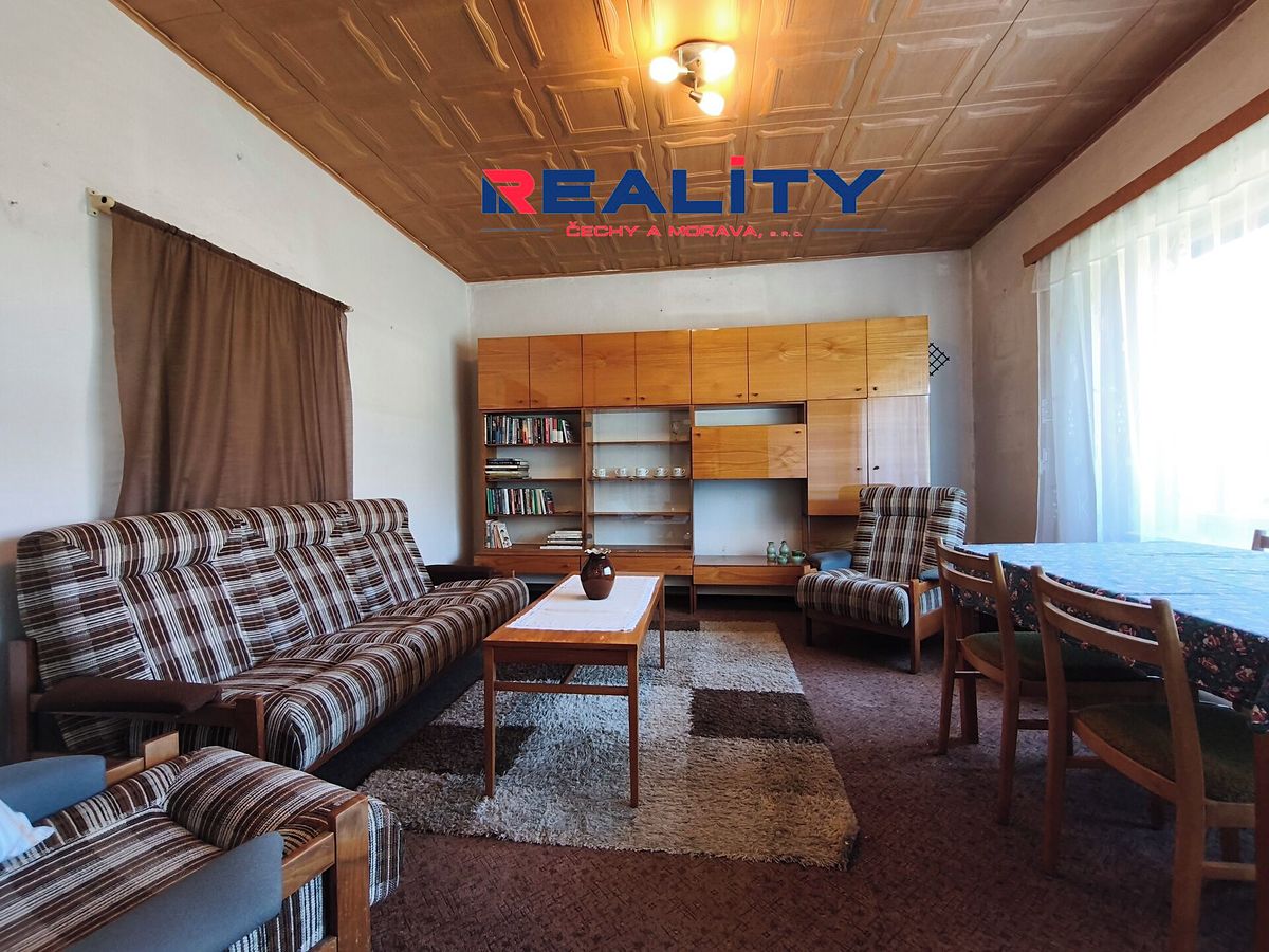 Prodej rodinného domu 100 m², pozemek 735 m² – fotografie 3