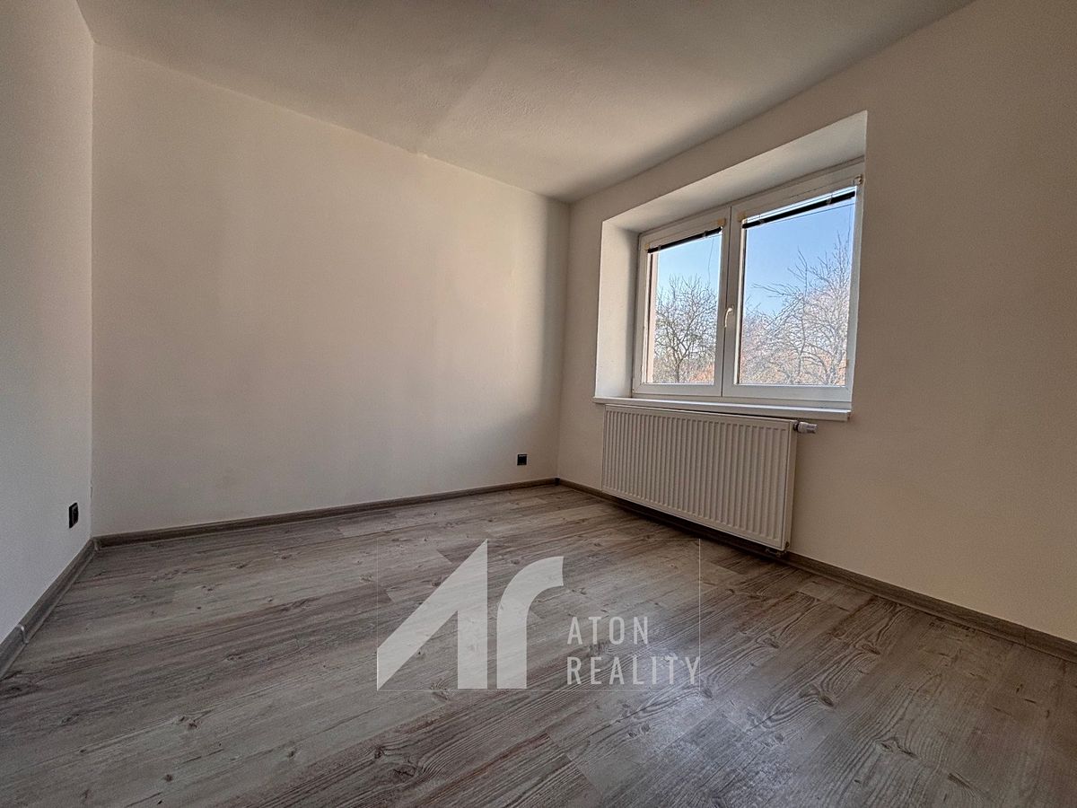 Prodej rodinného domu 105 m², pozemek 1059 m² – fotografie 5