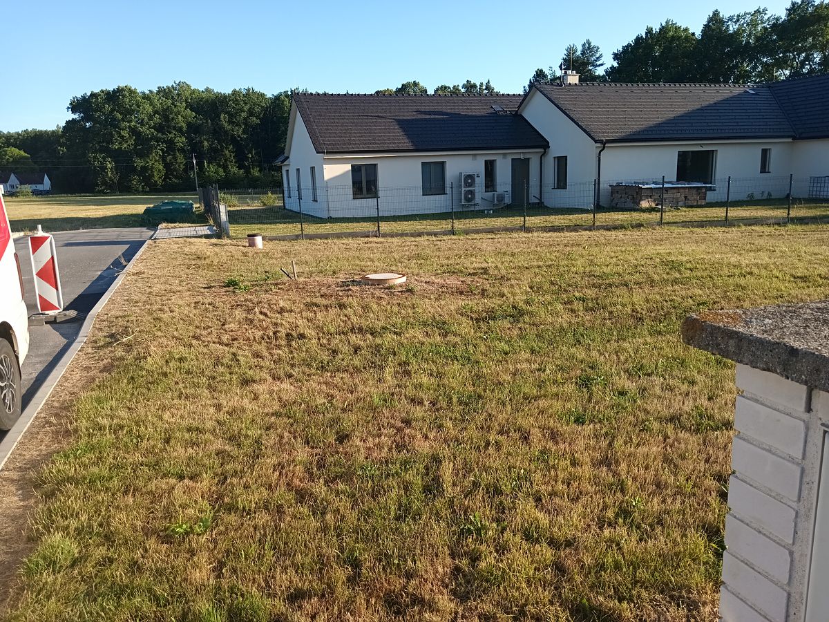 Prodej stavebního pozemku 778 m² – fotografie 4