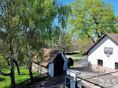 Prodej komerčního prostoru, 1 528 m² (3 z 20)