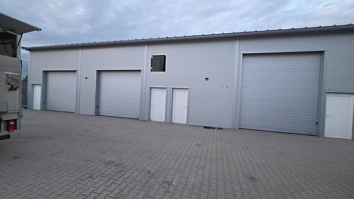 Pronájem skladového prostoru 103 m² – fotografie 2