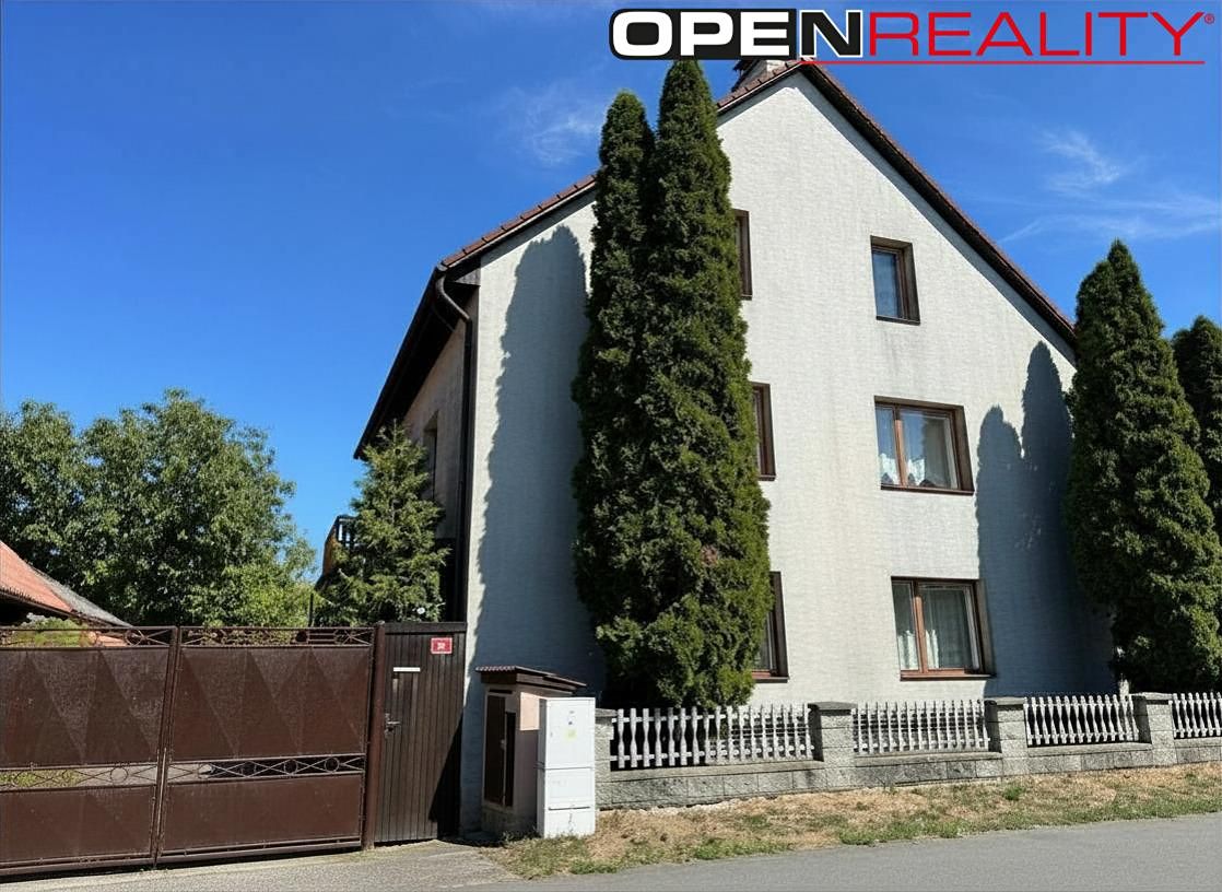 Prodej rodinného domu 321 m², pozemek 393 m²