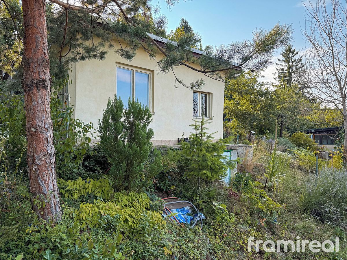 Prodej chaty 19 m², pozemek 330 m²