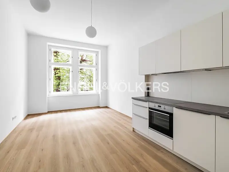 Pronájem bytu 3+kk 69 m², Praha – náhled fotky 1