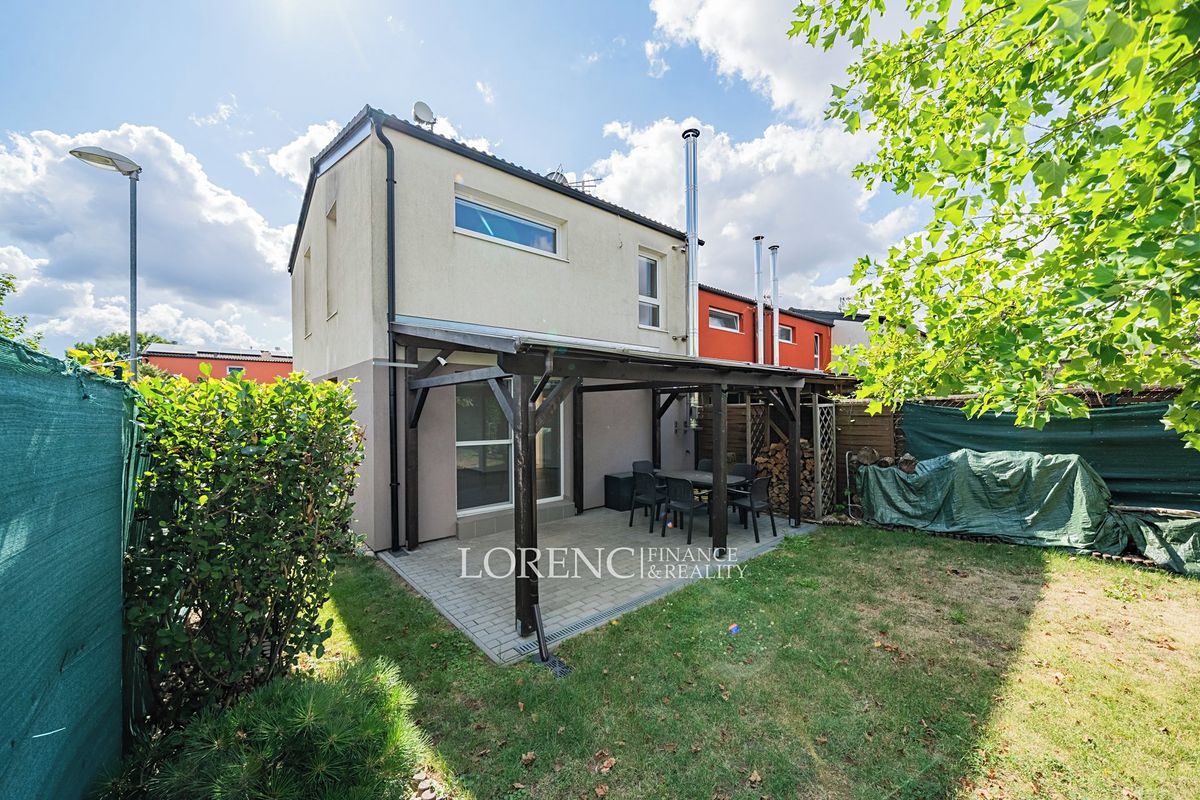 Prodej rodinného domu 83 m², pozemek 232 m² – fotografie 2