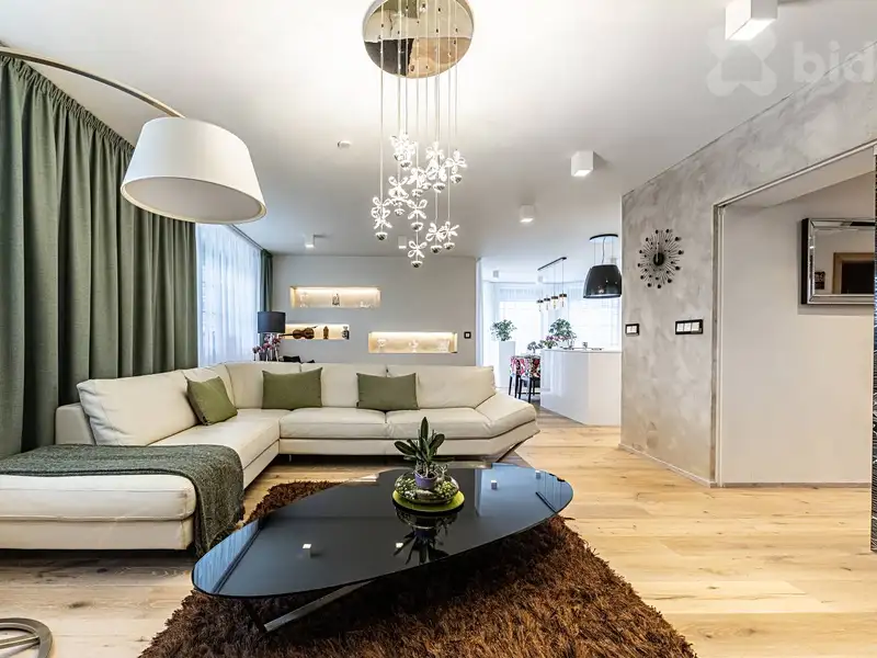 Prodej rodinného domu 195 m², pozemek 750 m², Poděbrady – náhled fotky 2