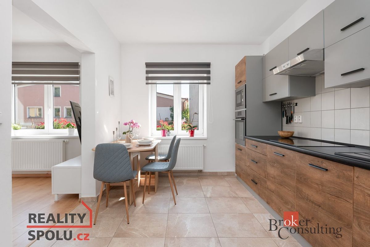 Pronájem rodinného domu 90 m², pozemek 203 m² – fotografie 5