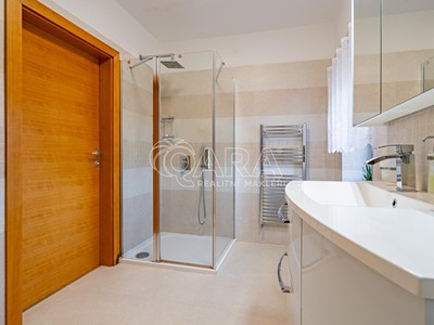 Prodej domu, 320 m² (3 z 47)