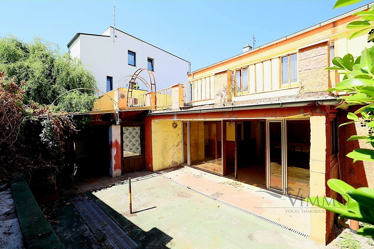 Prodej rodinného domu 230 m², pozemek 667 m²
