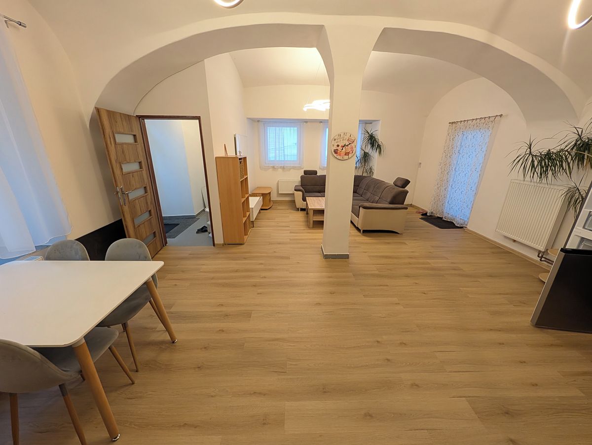 Pronájem bytu 2+kk 70 m²