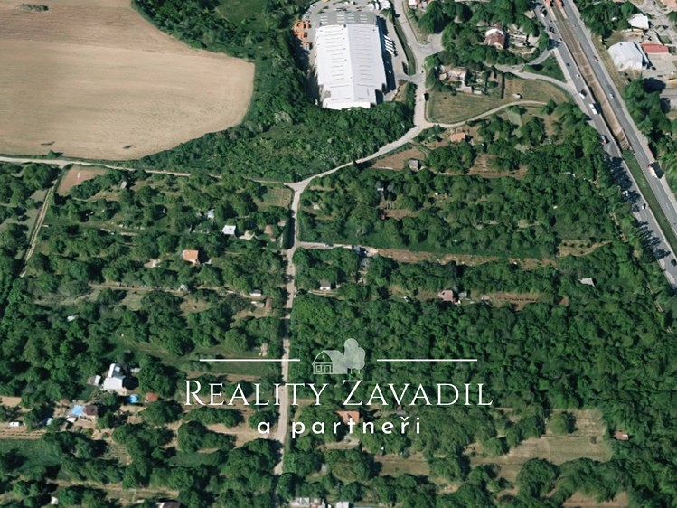 Prodej pozemku, 2 000 m² (2 z 16)