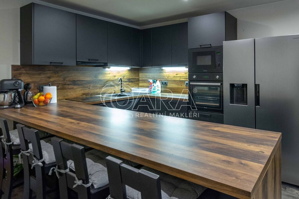 Prodej rodinného domu 111 m², pozemek 629 m² – fotografie 3