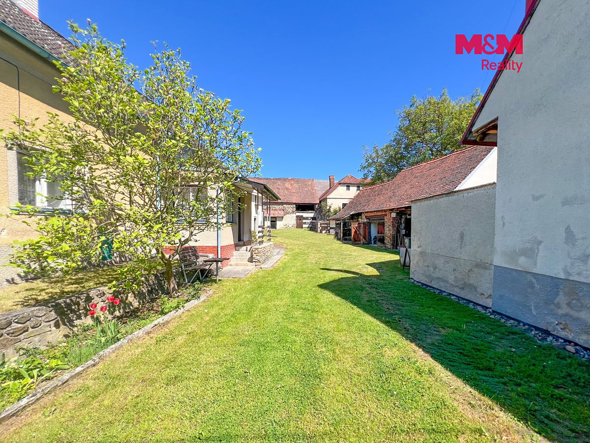 Prodej rodinného domu 98 m², pozemek 1534 m² – fotografie 2