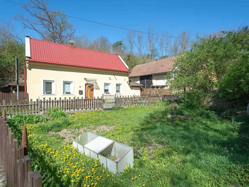 Prodej rodinného domu 111 m², pozemek 629 m², Chorušice – náhled fotky 1