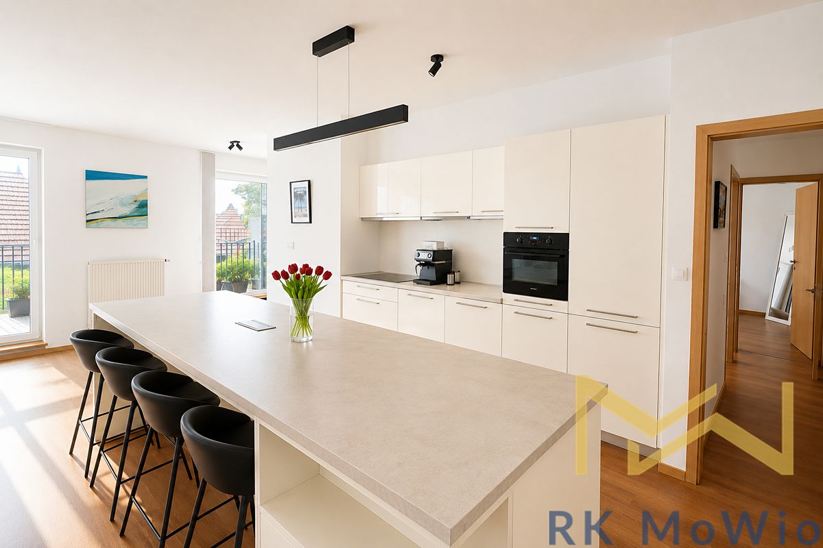 Pronájem bytu 3+kk 108 m²