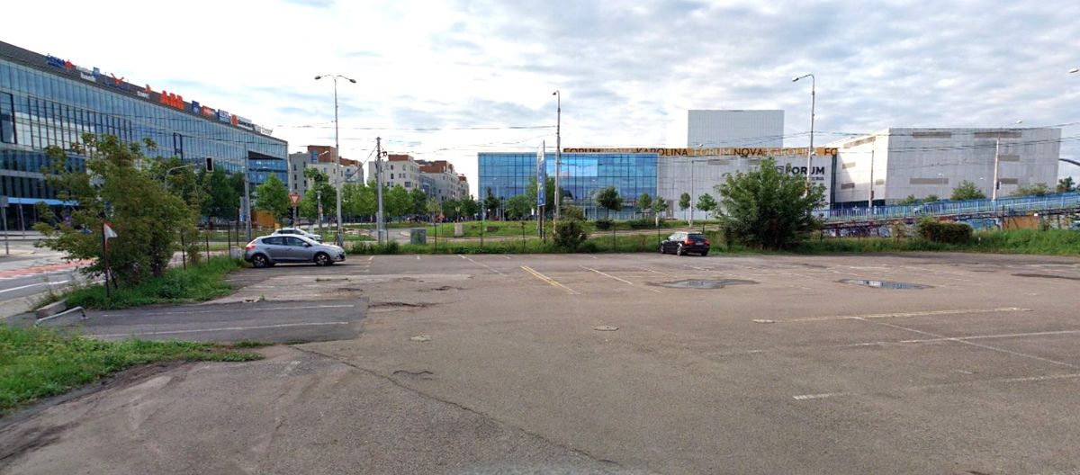 Prodej komerčního pozemku 3000 m² – fotografie 2