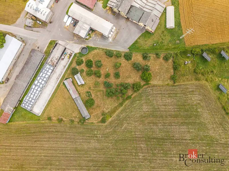 Prodej komerčního pozemku 5636 m², Val – náhled fotky 1