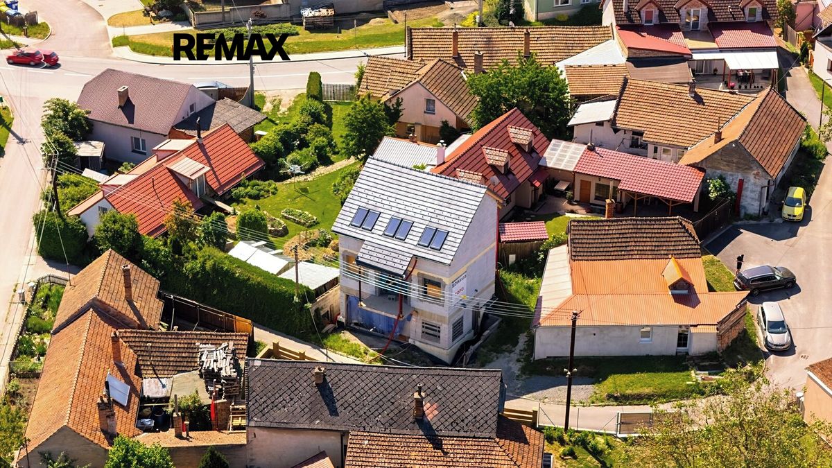 Prodej kanceláře 158 m² – fotografie 2