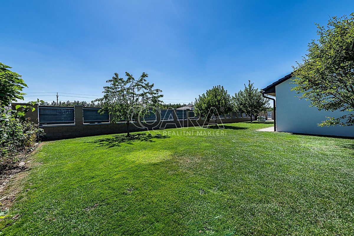 Prodej rodinného domu 111 m², pozemek 707 m² – fotografie 4