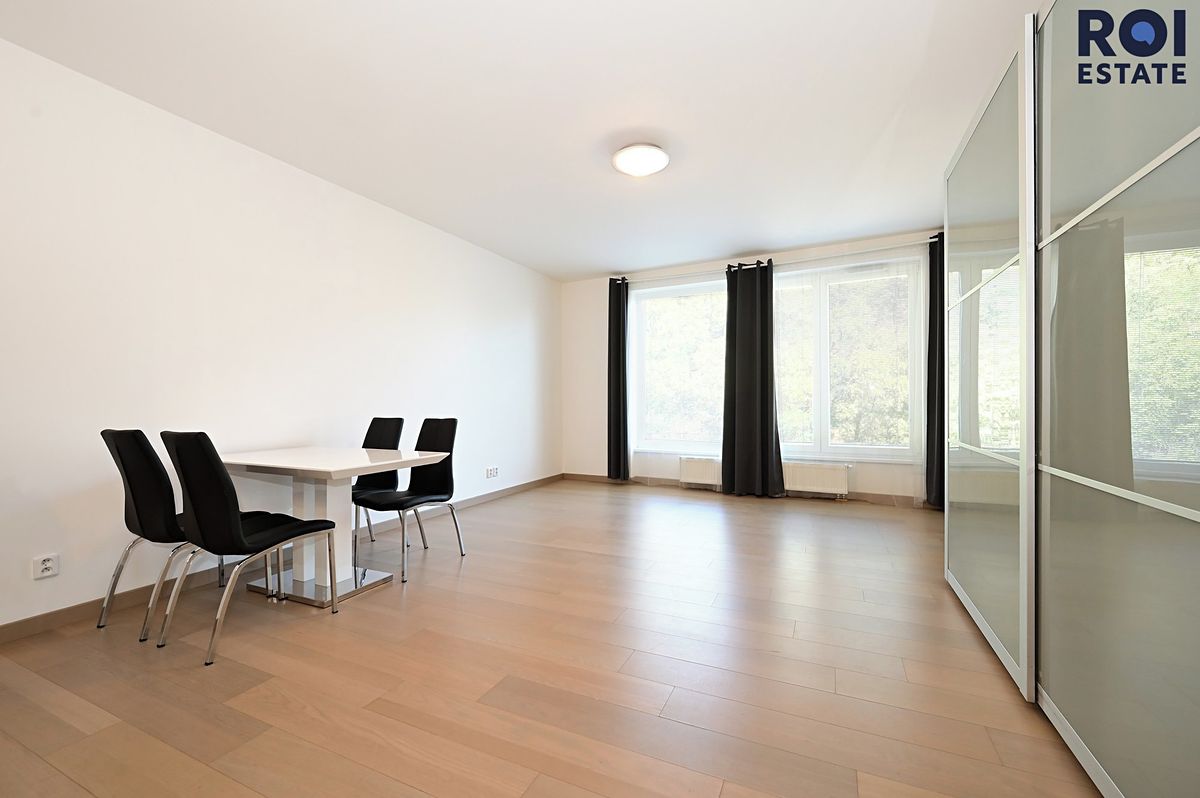 Pronájem bytu 1+kk 37 m²