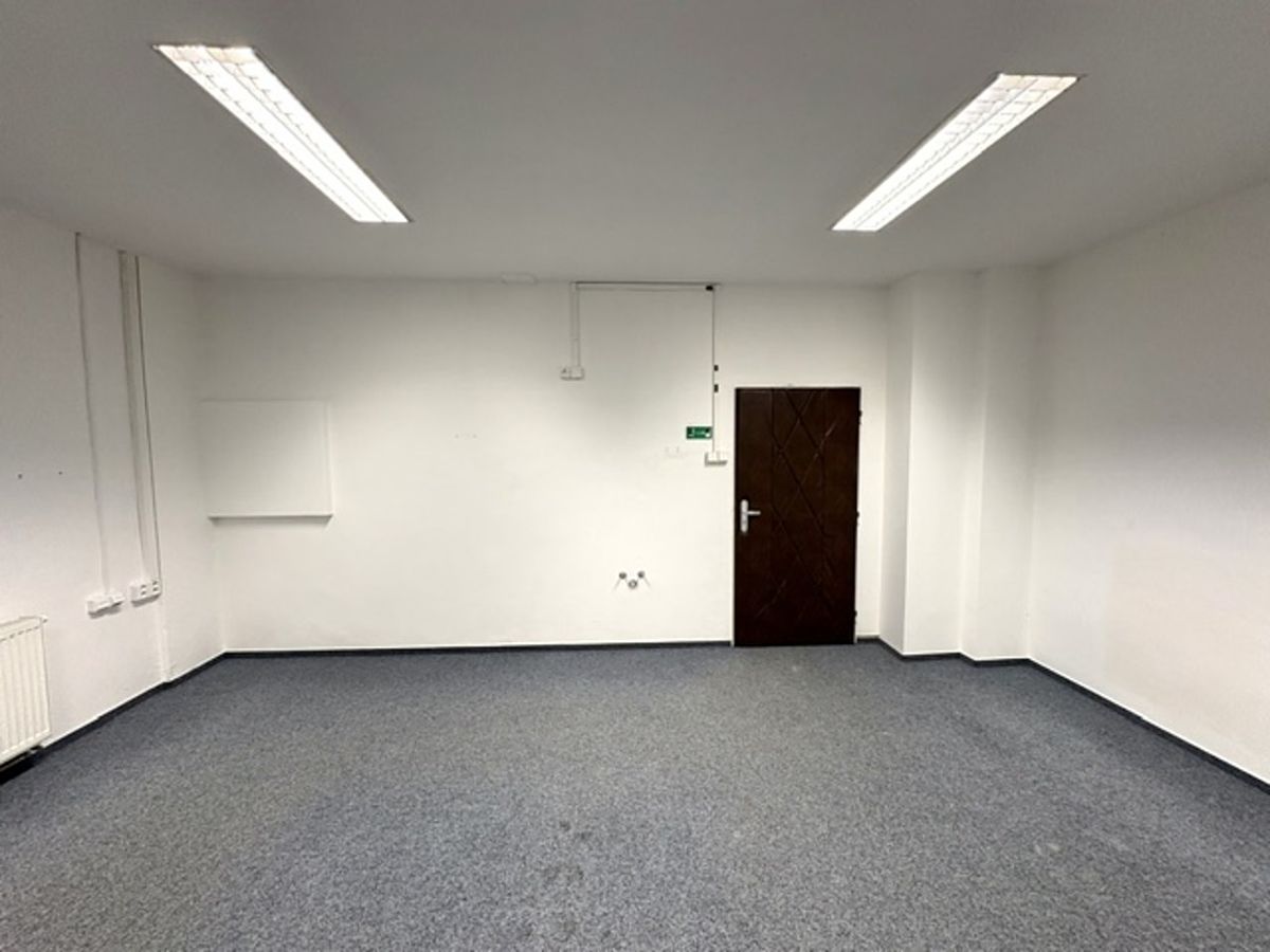 Pronájem komerční nemovitosti 78 m² – fotografie 4