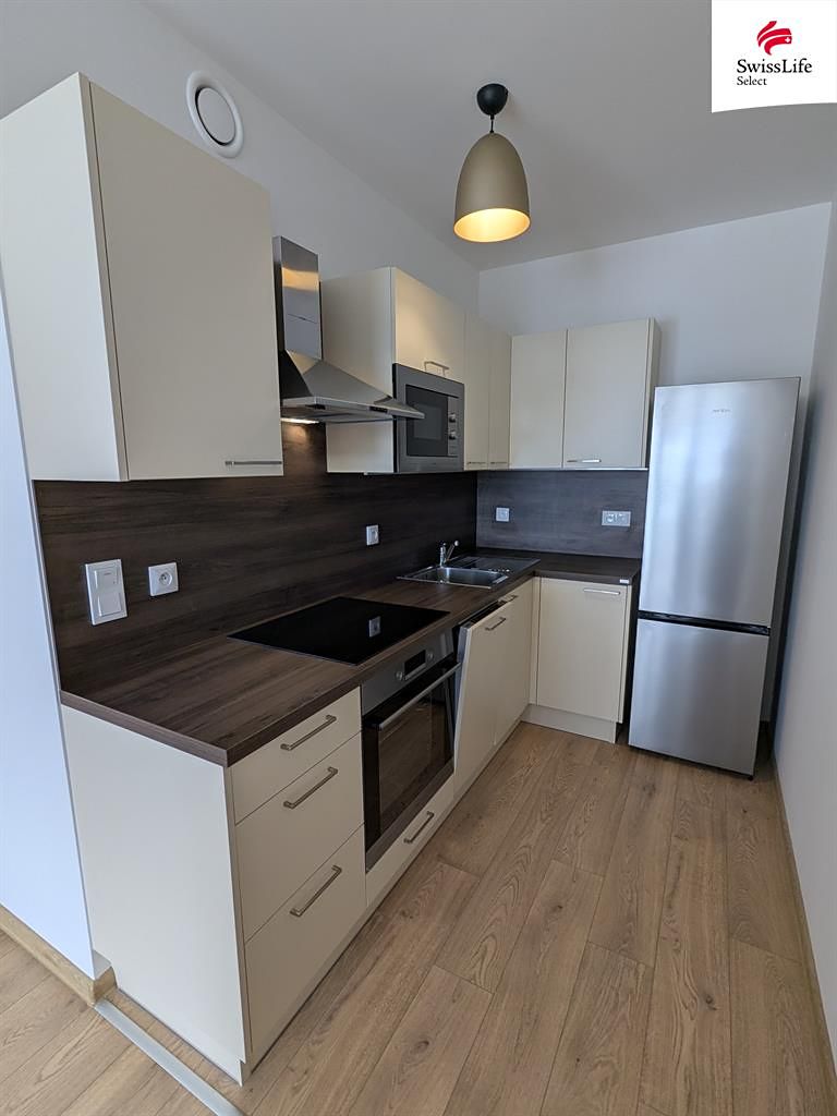Pronájem bytu 2+kk 43 m² – fotografie 3