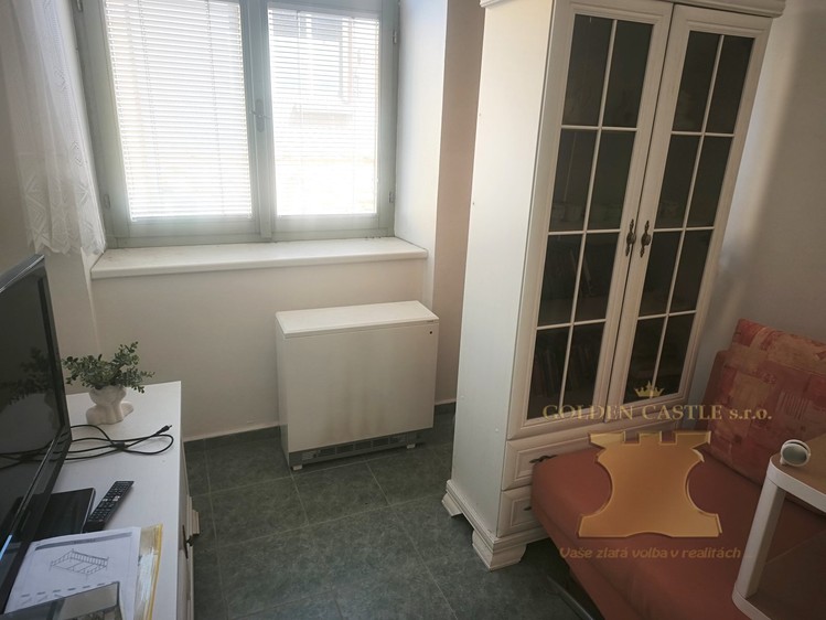 Квартира 2+kk в оренду, 36 м² (11 з 16)