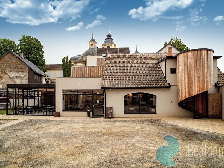 Комерційне приміщення на продаж, 953 м² (41 з 54)