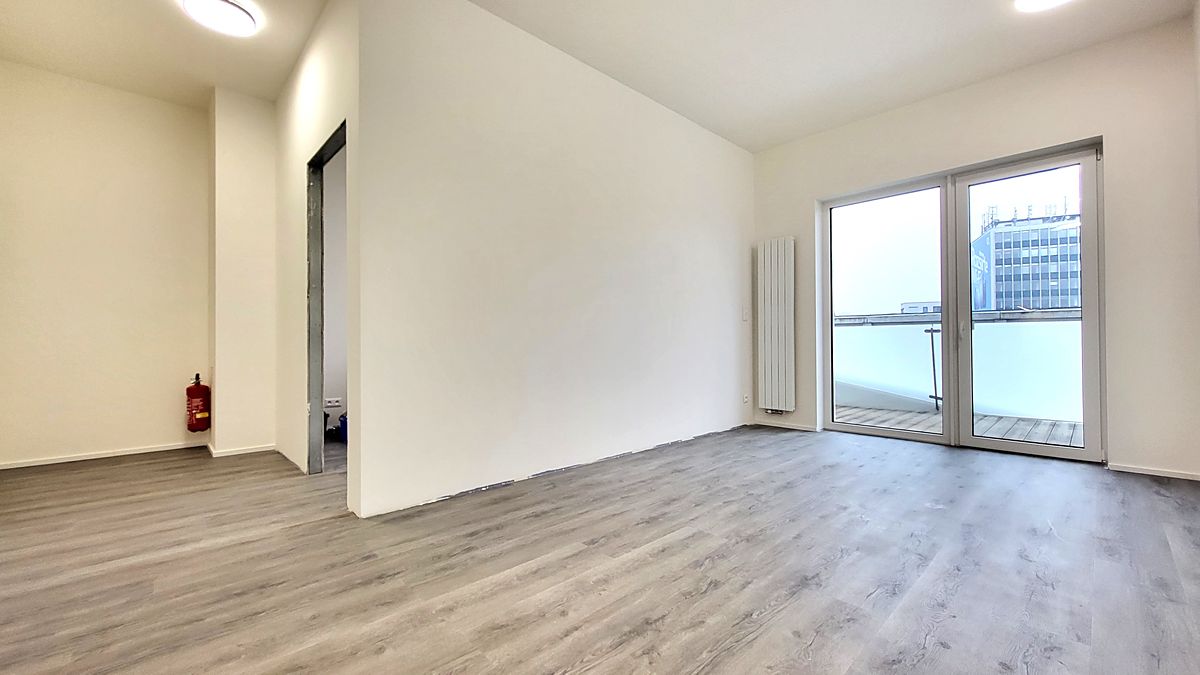 Pronájem bytu 2+kk 51 m² – fotografie 3