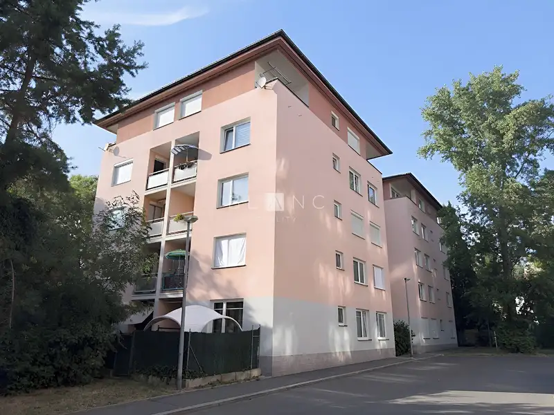 Prodej bytu 3+kk 90 m², Praha – náhled fotky 1