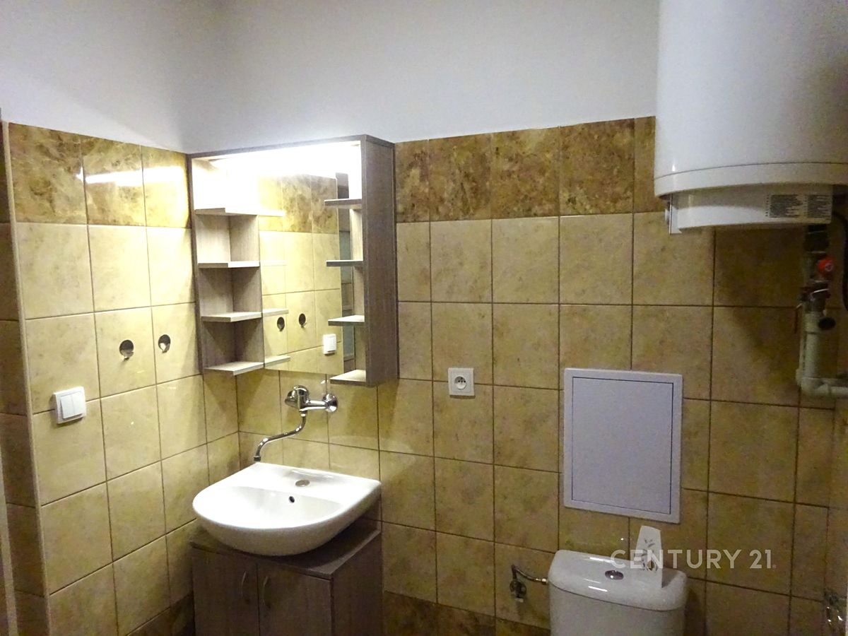 Pronájem bytu 2+kk 43 m² – fotografie 5
